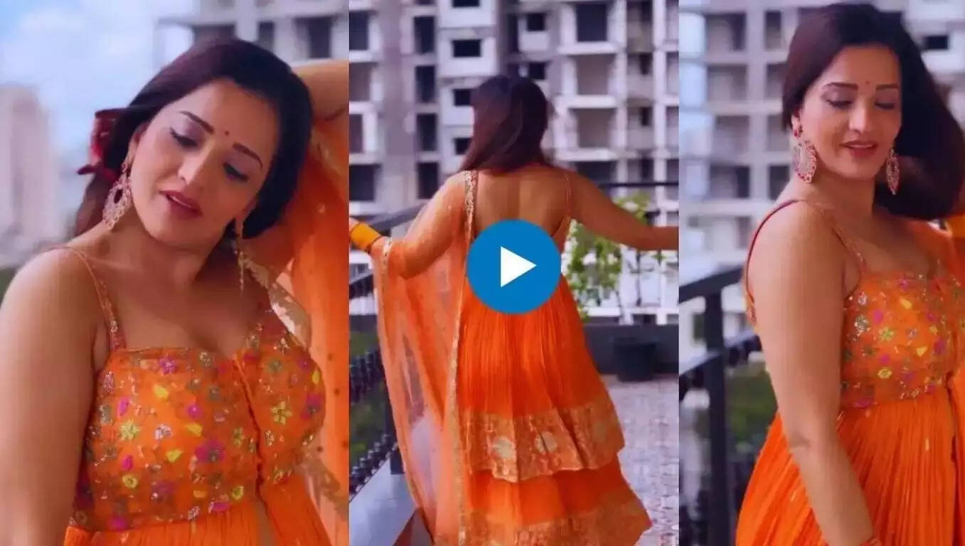 Monalisa Hot Photos डप नक क सथ फरट कट म मनलस क कतलन