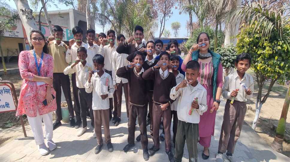प्रतिदिन मुंह व दांतों की सफाई करना जरूरी : डा. शीतल&nbsp;
